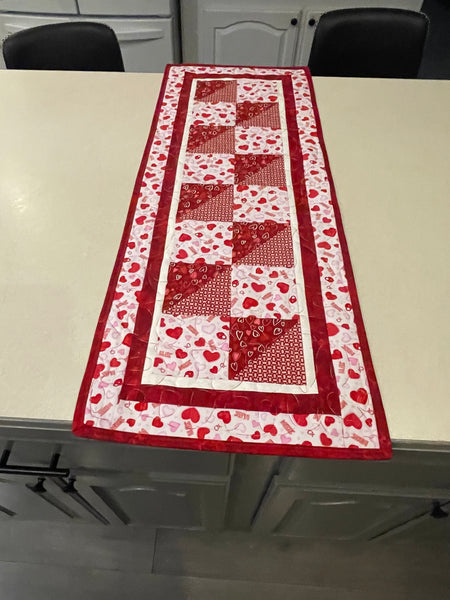 Valentines Hearts Table Runner