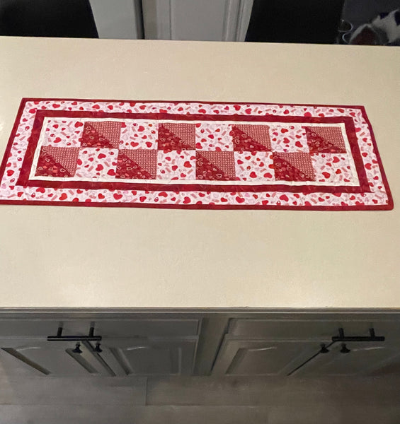 Valentines Hearts Table Runner