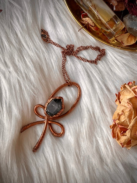 Tied with a Bow Super Seven Necklace