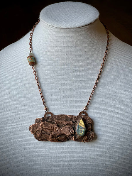 Forest Bark Labradorite Necklace